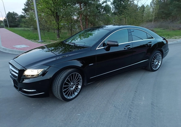 Mercedes-Benz CLS cena 95000 przebieg: 173000, rok produkcji 2011 z Połaniec małe 596